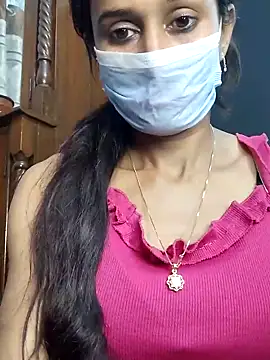 Oleevia online show from April 6, 2026, 9:43 am