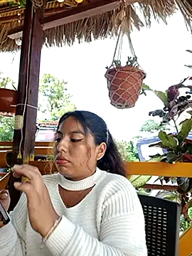 Snapshot of Karol-kamila19 chatting on January 17, 2025, 5:08 pm Karol-kamila19 online show from January 17, 2025, 5:08 pm