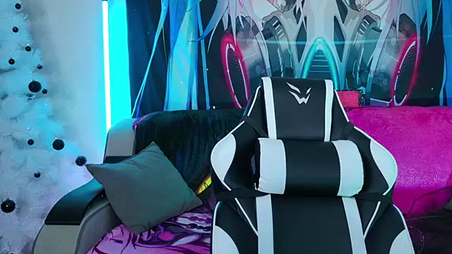 Aurora Natsuki online show from December 16, 2025, 11:37 am