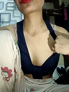 hotmayra12 online show from February 11, 2025, 11:43 am