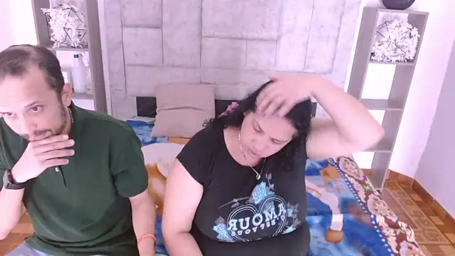 Candy and Jh0n online show from December 14, 2025, 3:01 am