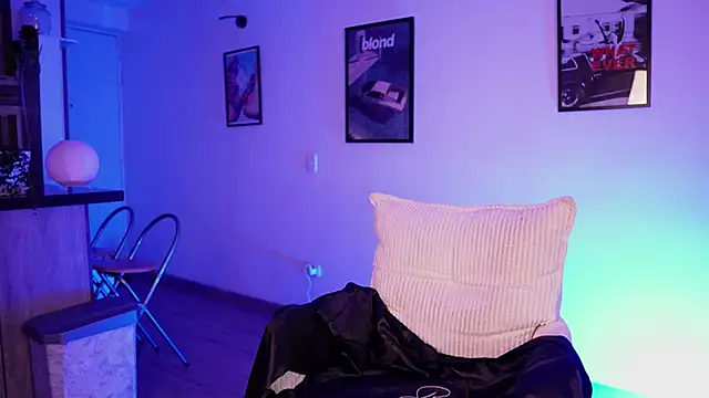 Megga Bluee online show from November 9, 2025, 11:36 pm