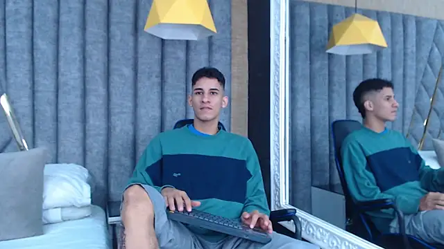 JakeMoxley online show from February 11, 2025, 2:24 pm