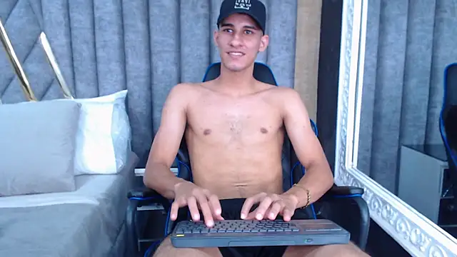 JakeMoxley online show from March 6, 2025, 6:05 pm