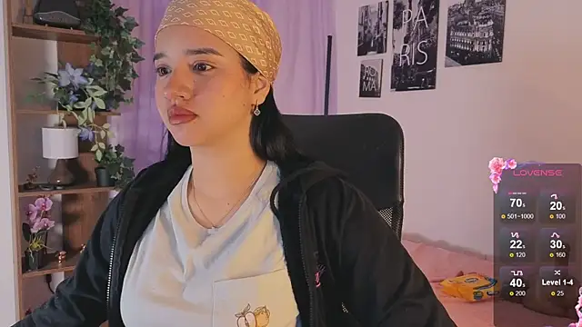 emilyrouxe online show from September 30, 2025, 3:17 pm