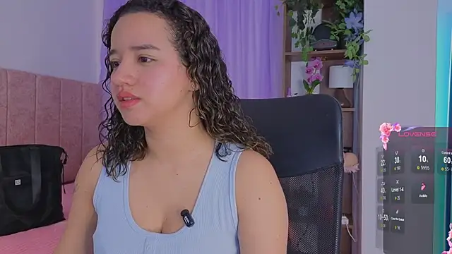 emilyrouxe online show from December 18, 2025, 2:56 pm