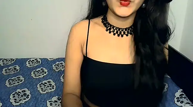 SUZY FROMUS online show from January 5, 2025, 11:59 am