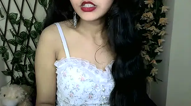 SUZY FROMUS online show from January 18, 2025, 7:58 pm