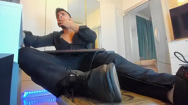 welcometo hell online show from October 18, 2025, 1:45 pm