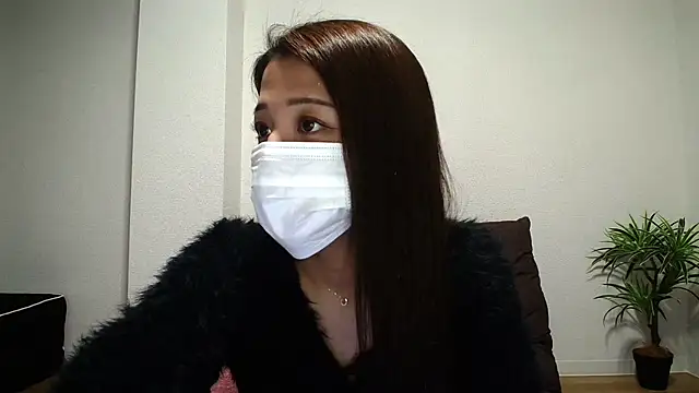 Snapshot of love_rin chatting on January 15, 2025, 11:00 am love rin online show from January 15, 2025, 11:00 am