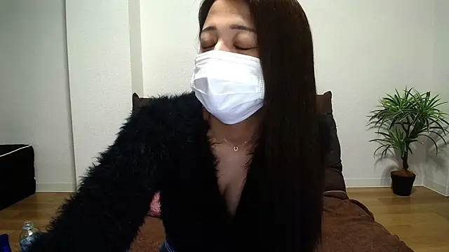 Snapshot of love_rin chatting on January 15, 2025, 2:13 pm love rin online show from January 15, 2025, 2:13 pm