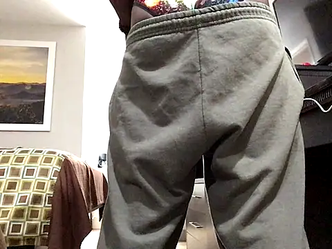 Backshort11 online show from December 20, 2025, 10:17 pm