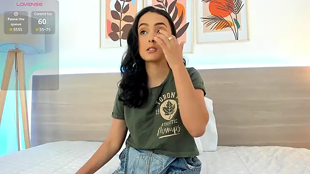 nataliiiiia online show from February 21, 2025, 11:33 am