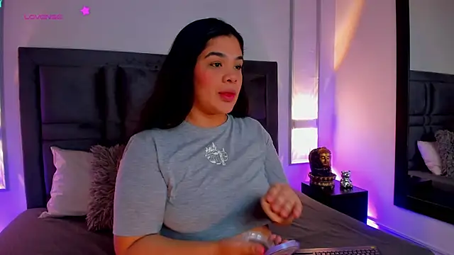 EmmaBecket2 online show from February 7, 2025, 3:45 am