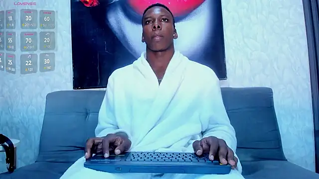 Snapshot of JD_THEBABY chatting on February 17, 2025, 6:48 pm JD THEBABY online show from February 17, 2025, 6:48 pm