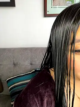 Annie9  online show from September 9, 2025, 10:09 pm