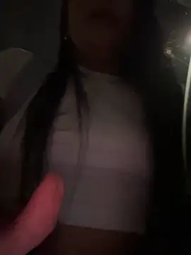 Annie9  online show from April 4, 2026, 2:54 am