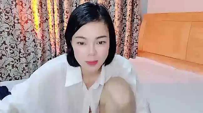 Snapshot of Linda-LL chatting on February 17, 2025, 2:59 pm Linda-LL online show from February 17, 2025, 2:59 pm