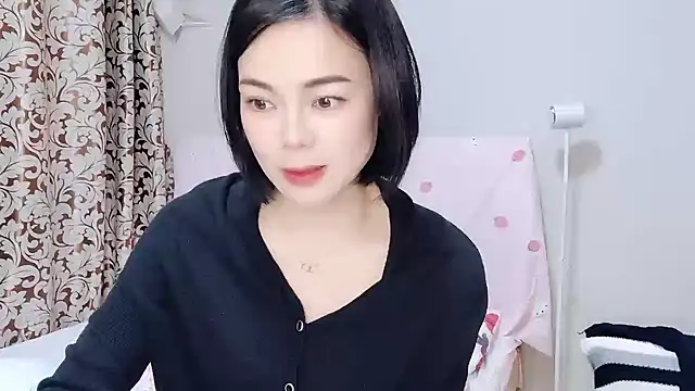 Snapshot of Linda-LL chatting on March 15, 2025, 7:20 am Linda-LL online show from March 15, 2025, 7:20 am
