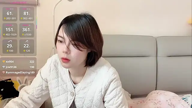 Linda-LL online show from February 17, 2026, 4:31 am