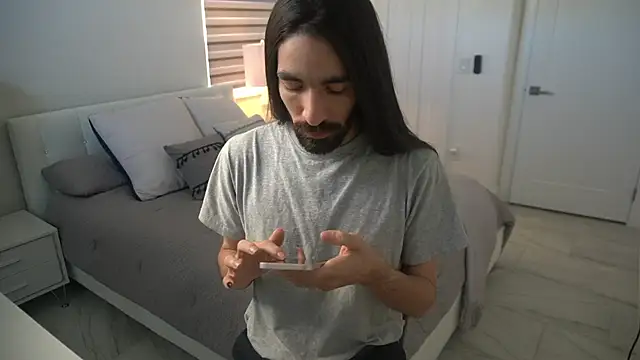 Your Ice cream online show from February 23, 2025, 2:04 pm