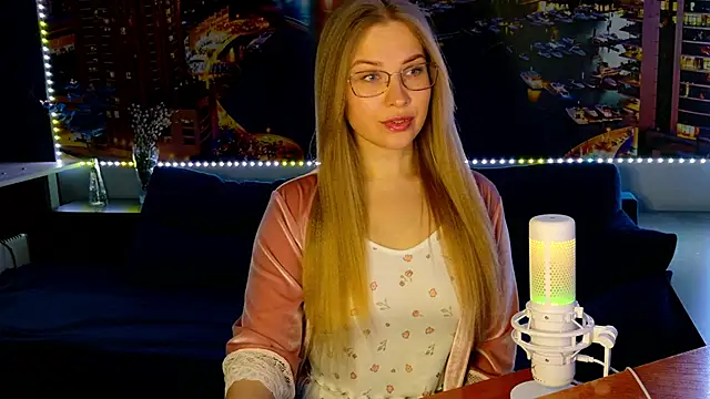 pusyavykusya online show from March 12, 2025, 7:38 pm