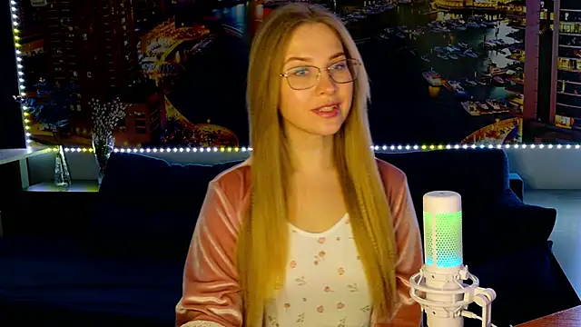 pusyavykusya online show from March 12, 2025, 10:39 pm