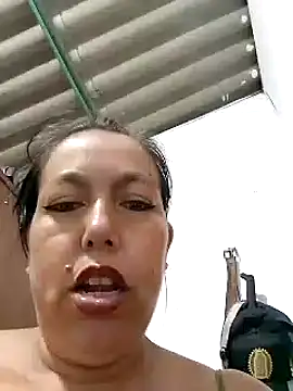 Snapshot of Natasha_olg chatting on January 17, 2025, 9:06 pm Natasha olg online show from January 17, 2025, 9:06 pm