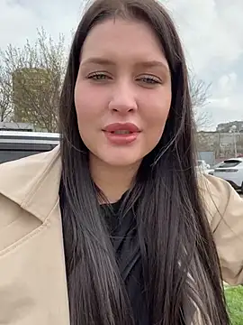 KikiWatson online show from March 21, 2025, 10:17 am