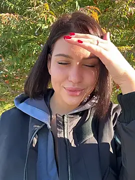 KikiWatson online show from September 27, 2025, 5:56 am