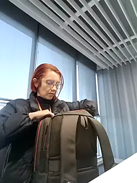 your red rose  online show from January 30, 2025, 11:55 am