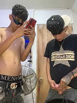 Snapshot of LatinBoysxxx chatting on February 15, 2025, 9:26 pm LatinBoysxxx online show from February 15, 2025, 9:26 pm