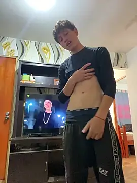 LatinBoysxxx online show from March 31, 2026, 8:42 pm