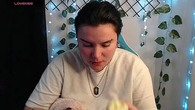 Nika 1  online show from June 7, 2026, 11:41 pm