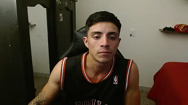 kv   xxx  online show from November 30, 2025, 10:25 pm