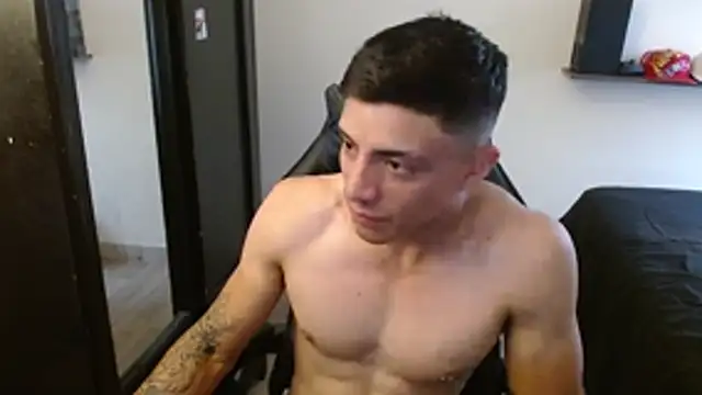 kv   xxx  online show from December 5, 2025, 4:14 pm