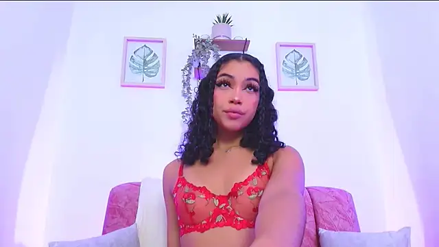 Sara Jhonson online show from December 3, 2024, 11:02 pm