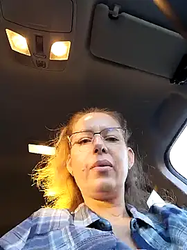 Snapshot of uber_babe chatting on December 9, 2024, 2:17 pm uber babe online show from December 9, 2024, 2:17 pm