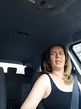 Snapshot of uber_babe chatting on January 8, 2025, 2:46 pm uber babe online show from January 8, 2025, 2:46 pm