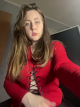 Topvi  online show from March 15, 2025, 7:27 pm