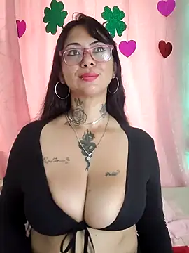 Saloome- online show from March 17, 2025, 5:16 pm