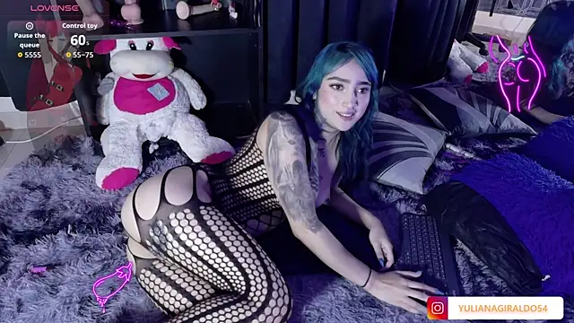 yulianademond66 online show from March 28, 2026, 3:50 am