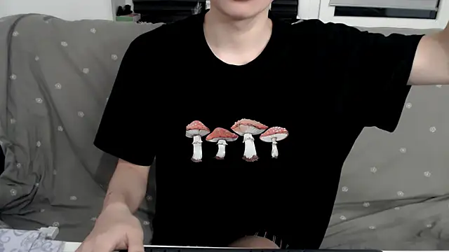 Miram Yu online show from March 7, 2025, 10:10 pm