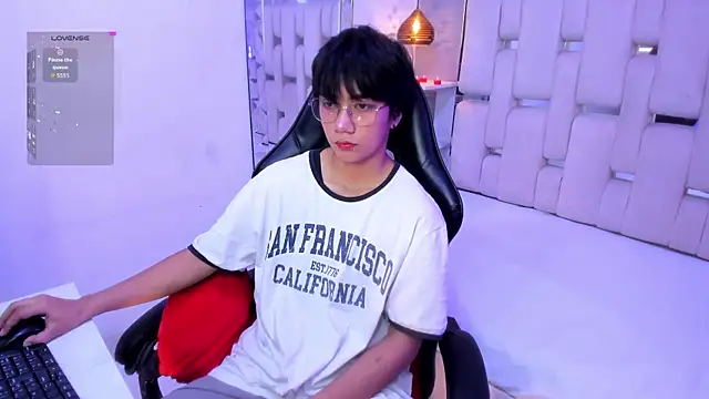 Eriol  online show from September 9, 2025, 11:54 am