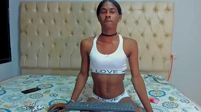 Snapshot of angelica_sexy1 chatting on February 11, 2025, 10:28 pm angelica sexy1 online show from February 11, 2025, 10:28 pm
