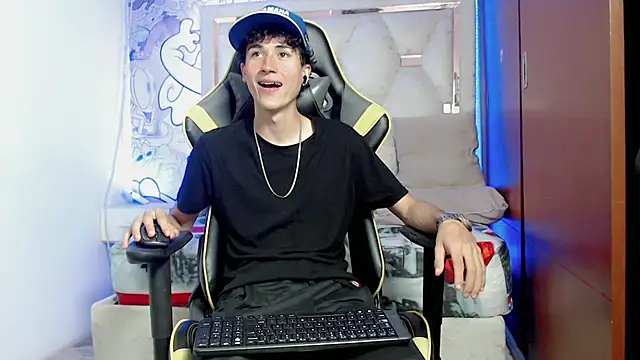 johnny cagee online show from October 11, 2025, 5:50 am