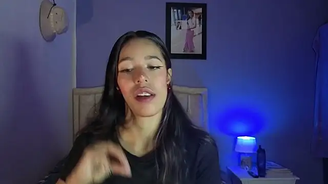 stephania t online show from April 10, 2026, 4:23 pm