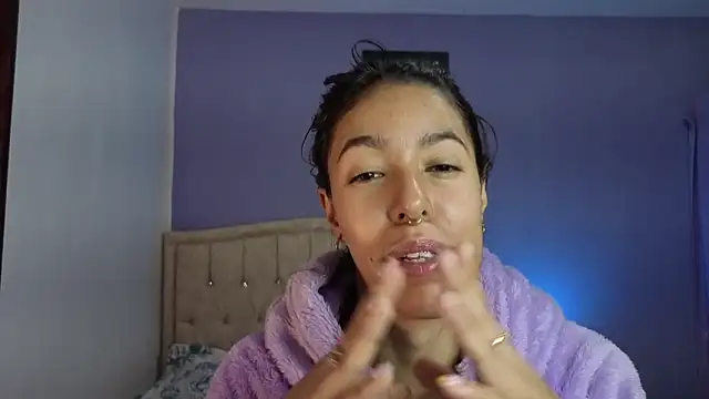 stephania t online show from May 13, 2026, 2:47 pm