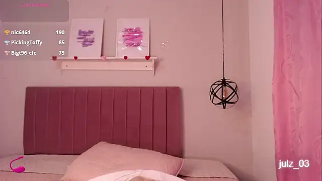 julz 03 online show from March 18, 2025, 7:31 pm