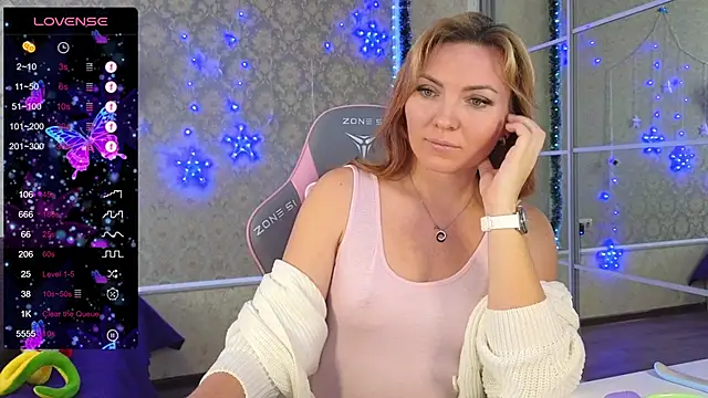 Snapshot of -DIVORA- chatting on January 3, 2025, 9:36 am -DIVORA- online show from January 3, 2025, 9:36 am